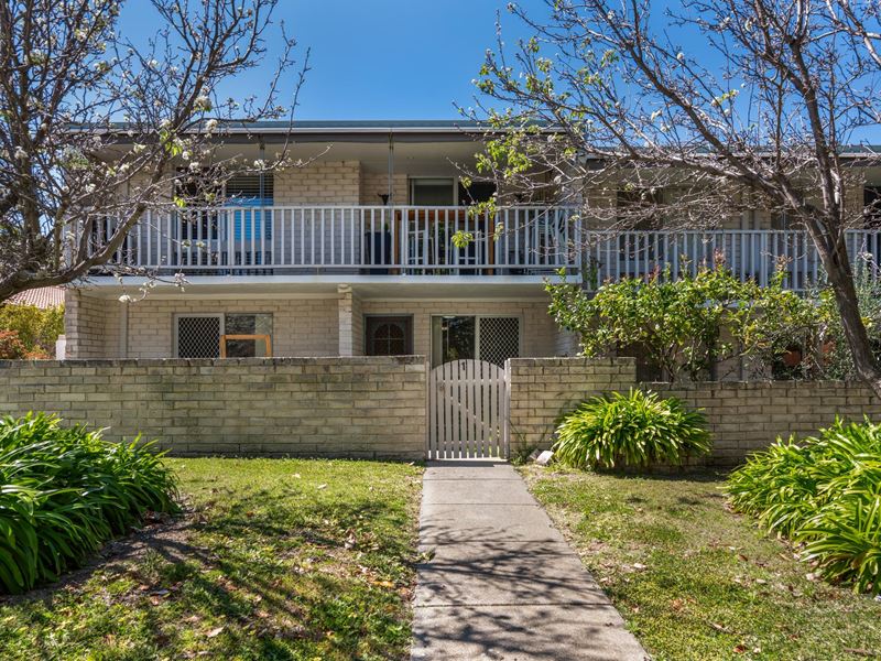 1/4 Bulimba Road, Nedlands