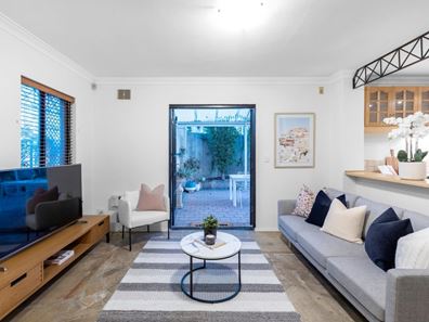 1/10 Kintail Road, Applecross WA 6153