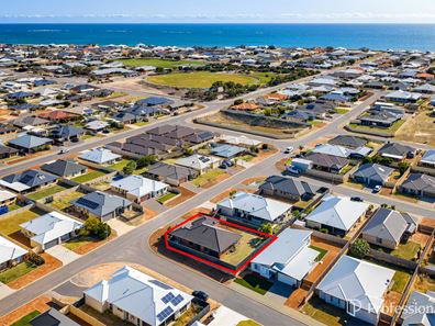 12 Waterwitch Outlook, Wandina WA 6530