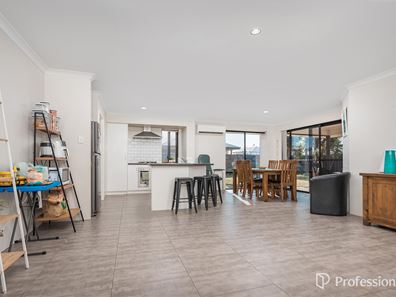 12 Waterwitch Outlook, Wandina WA 6530