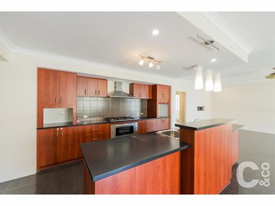 12 Chertsey Way, Wellard WA 6170