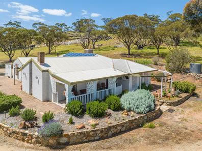 45 Boyagerring Road, Dumbarton, Toodyay WA 6566