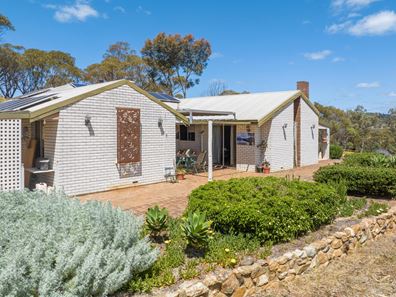 45 Boyagerring Road, Dumbarton, Toodyay WA 6566