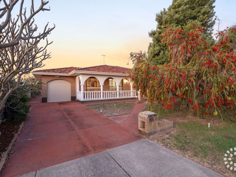 18 Amberley Way, Hamilton Hill WA 6163