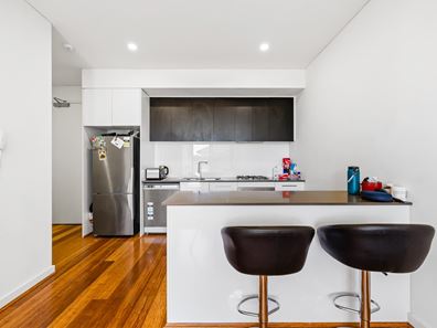 11/2 Marina Drive, Ascot WA 6104