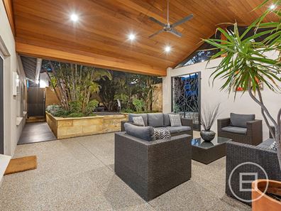 81 COLEMAN Crescent, Melville WA 6156