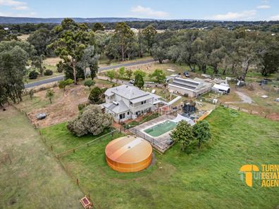72 Country Drive, Oakford WA 6121