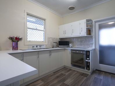 338 Fulham Street, Cloverdale WA 6105