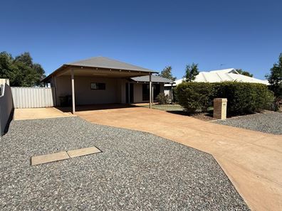 24 Koolinda Parade, Baynton WA 6714