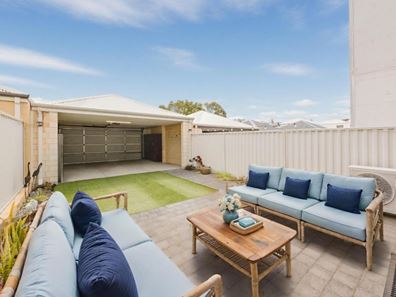 10 Overland Approach, Wanneroo WA 6065