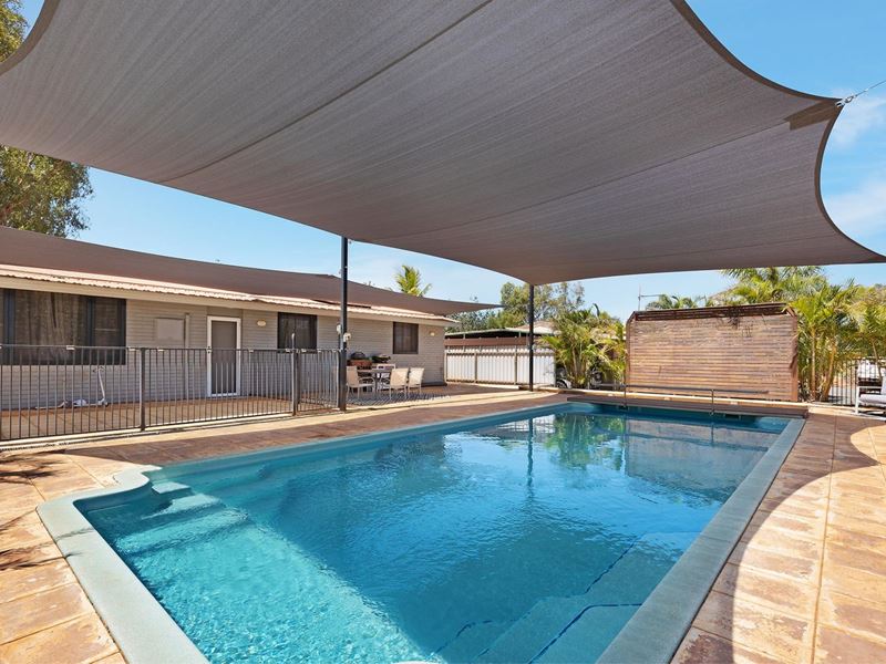 12 Gregory Crescent, Dampier WA 6713