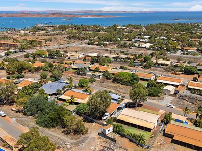 12 Gregory Crescent, Dampier WA 6713