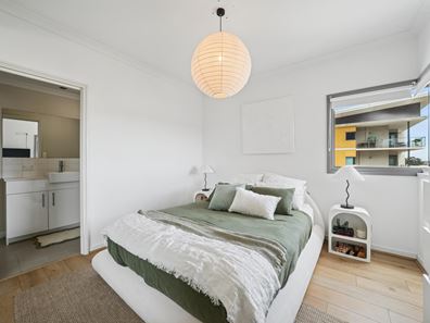 311/21 Malata Crescent, Success WA 6164