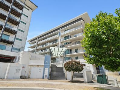311/21 Malata Crescent, Success WA 6164