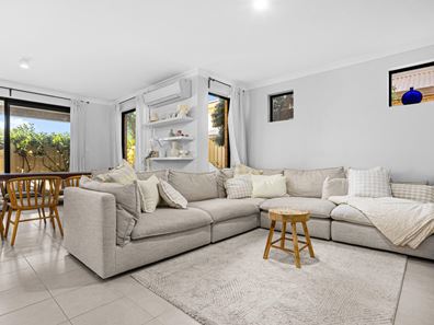 4 Vickridge Close, Beaconsfield WA 6162