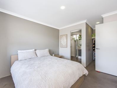 23 Kalli Street, Golden Bay WA 6174