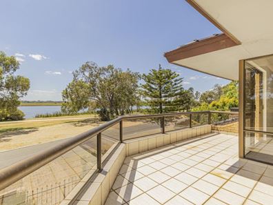 1 Halcyon Way, Churchlands WA 6018