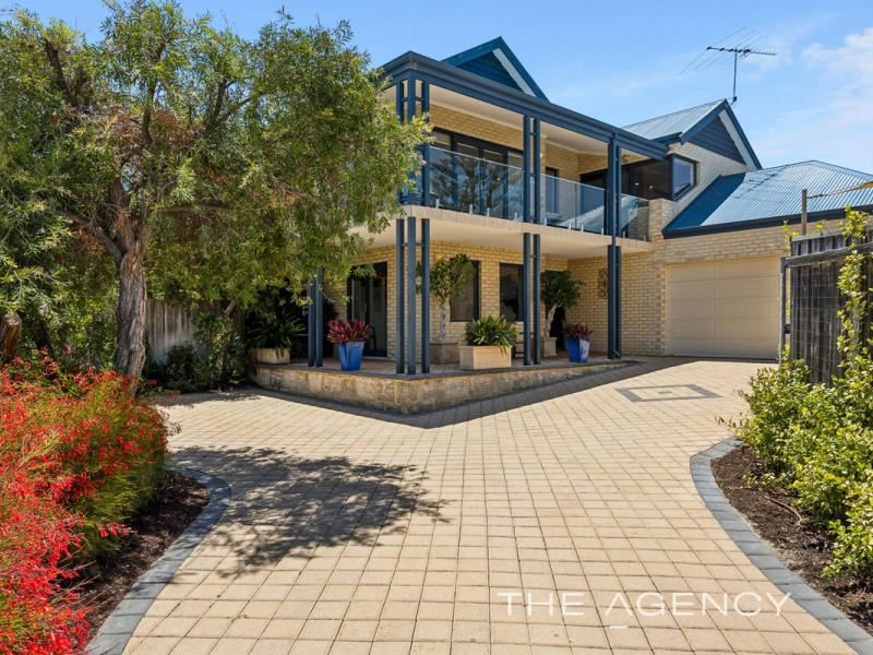 2/42 New England Drive, Hillarys WA 6025