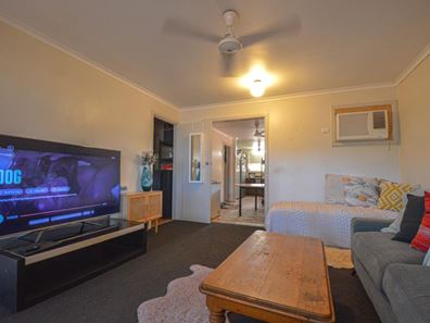 8A Eucla Close, South Hedland WA 6722