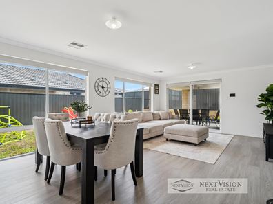 7 Encounter Road, Byford WA 6122
