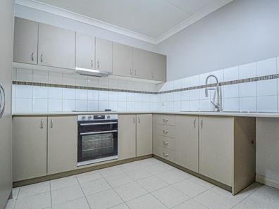 8B Godrick Place, South Hedland WA 6722