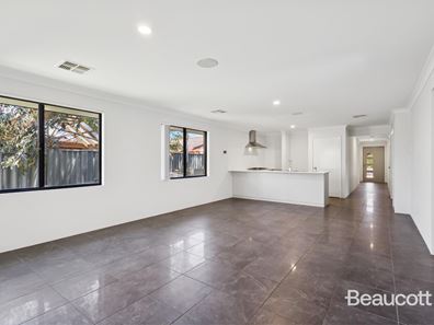 2/196 Alexander Drive, Dianella WA 6059