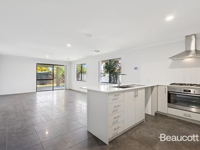 2/196 Alexander Drive, Dianella WA 6059
