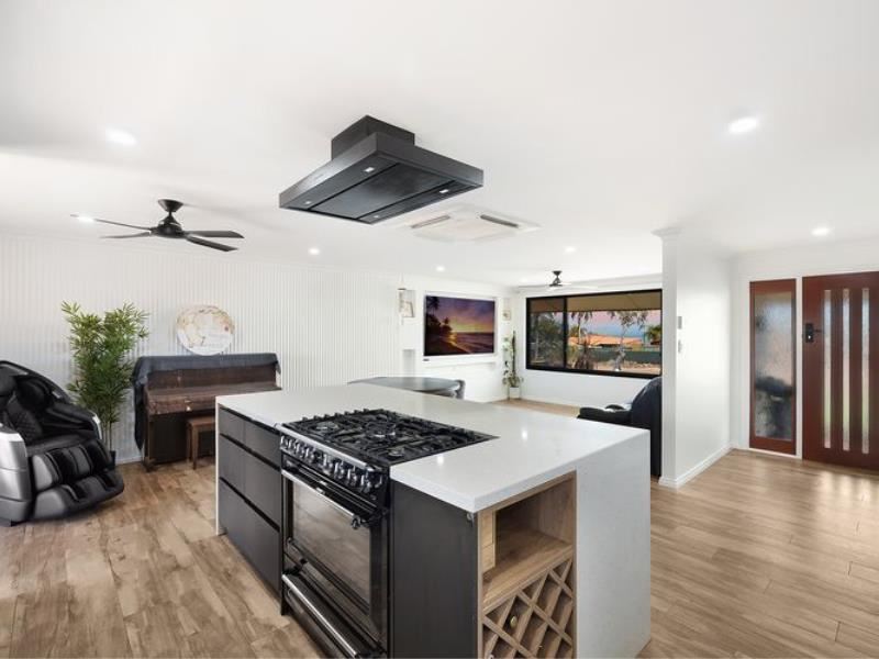5 Durack Crescent, Dampier