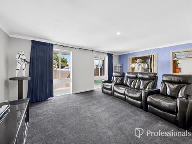 4 Salamander Place, Dianella WA 6059