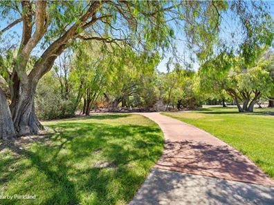 6 Dobson Court, Broadwater WA 6280