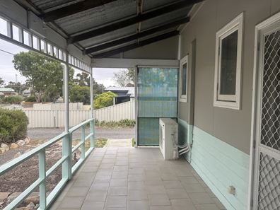 58 McDonald Street, Gnowangerup WA 6335