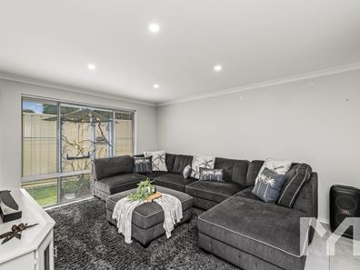 21A Escalus Street, Coolbellup WA 6163
