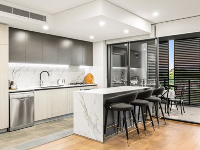 305/87 Robert Street, Como WA 6152