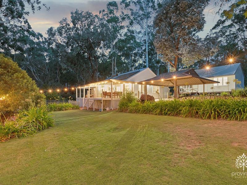 1845 Stoneville Road, Mundaring WA 6073