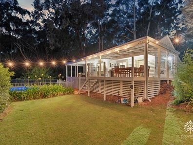 1845 Stoneville Road, Mundaring WA 6073
