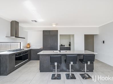 19 Ettakup Way, Midvale WA 6056
