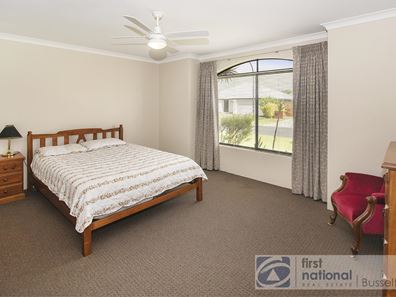 16 Sparrow Crescent, Broadwater WA 6280
