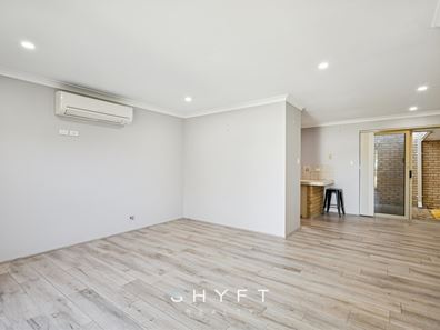 1/67 Dover Road, Scarborough WA 6019