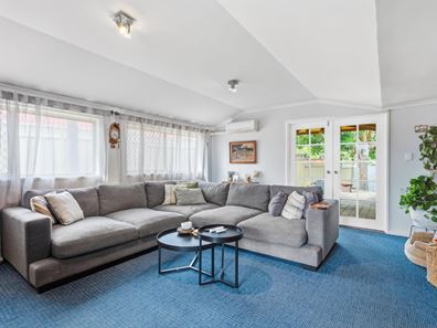 3 Midhurst Street, Camillo WA 6111