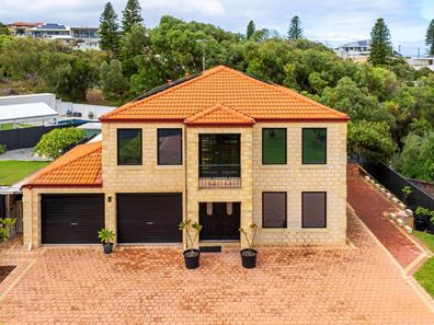 3 Leonard Way, Yanchep WA 6035