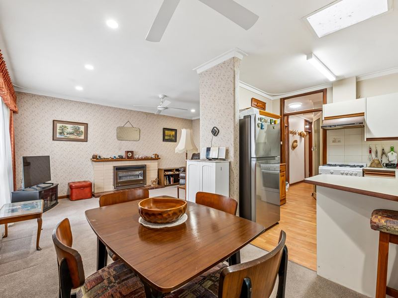 11 Cobine Street, Spearwood