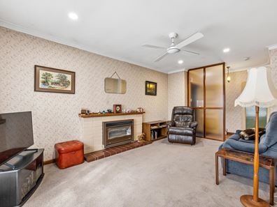 11 Cobine Street, Spearwood WA 6163