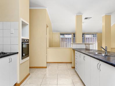 19 Stokesay Street, Orelia WA 6167