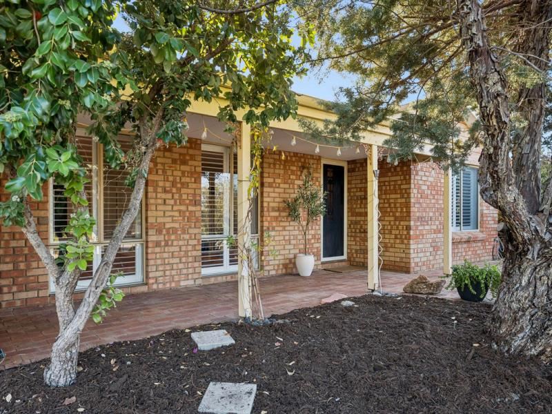 54 Pacific Way, Beldon WA 6027