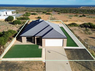31 Lawrencia Loop, Kalbarri WA 6536