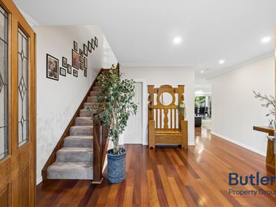 16a Clarke Way, Bassendean WA 6054