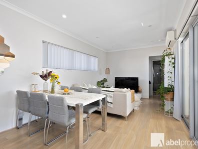 5/221 Walter Road, Morley WA 6062