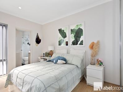5/221 Walter Road, Morley WA 6062