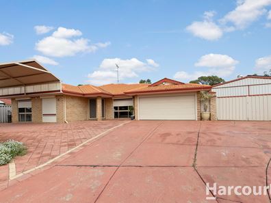 6 Matlock Place, Dudley Park WA 6210