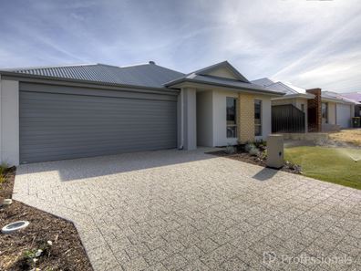 27 Bonfire Chase, Eglinton WA 6034